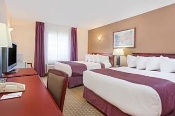 Ramada Red Deer Hotel and Suites